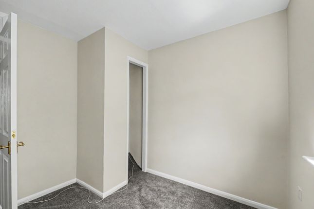 73, Harptree Drive, Chatham photo 4