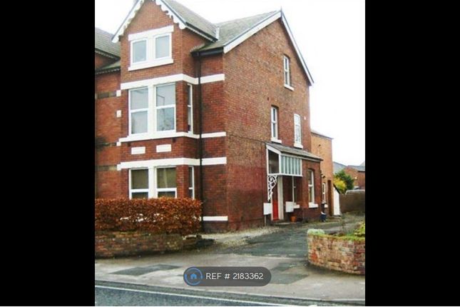 Room to rent in St. Helens Road, Ormskirk