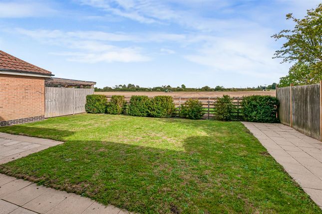 31, Sandholme Park, Brough photo 4