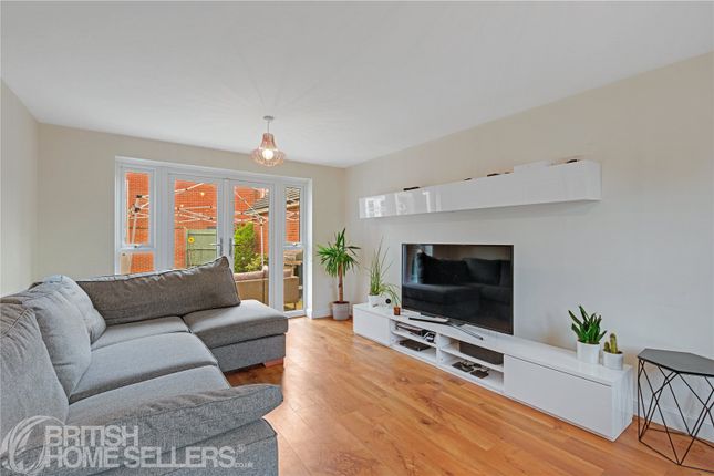 11, Bede Walk, Bedford photo 4