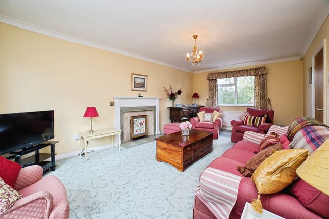 Westlands, Wingfield Road, Alfreton photo 3