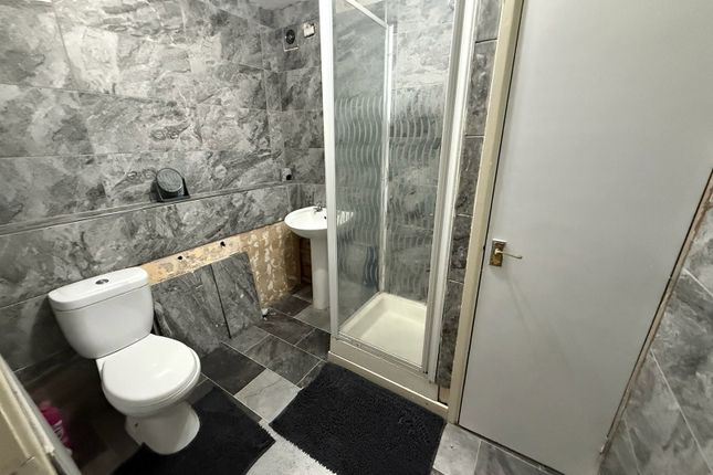 Bourne House,Flat 3, Bourne Street, Coseley photo 5