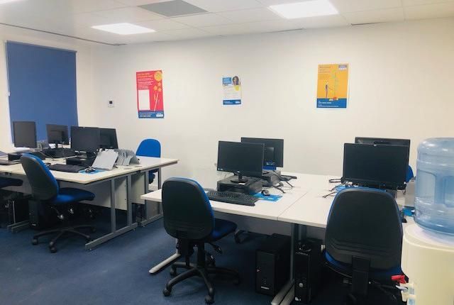 Office to let in Harrow On The Hill, Middlesex