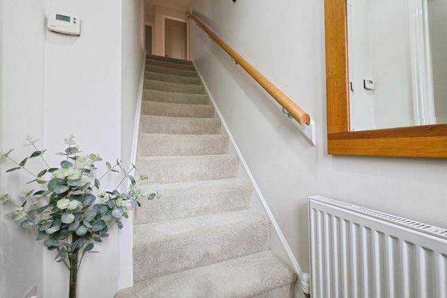 28, Oakfield Grove, Biddulph photo 4