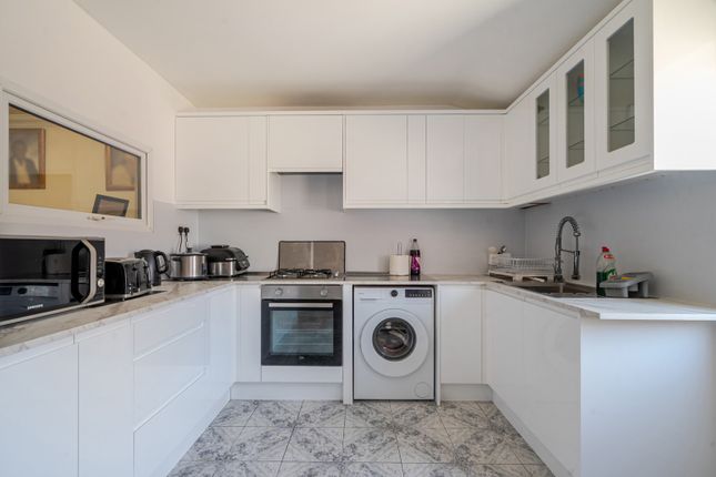 70, Chalcombe Road, Abbey Wood photo 3