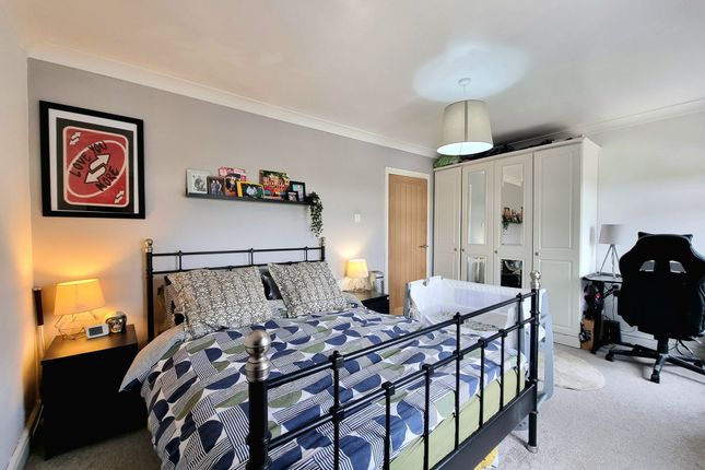 7 Sea View, Bridgend photo 4
