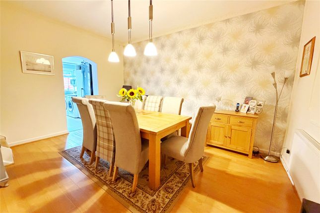 51, Newmarket Road, Greater Manchester photo 4