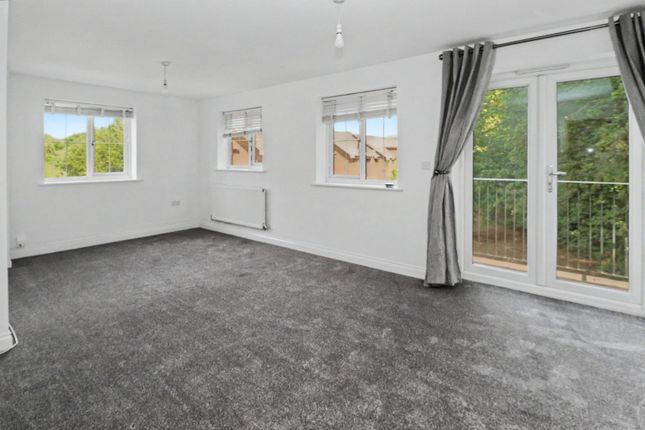 118 Hindmarch Crescent, Southampton photo 3