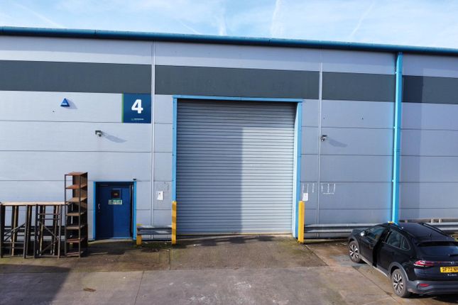 Thumbnail Industrial to let in Unit 4 Stephenson Street, Unit 4, Stephenson Industrial Estate, Casnewydd
