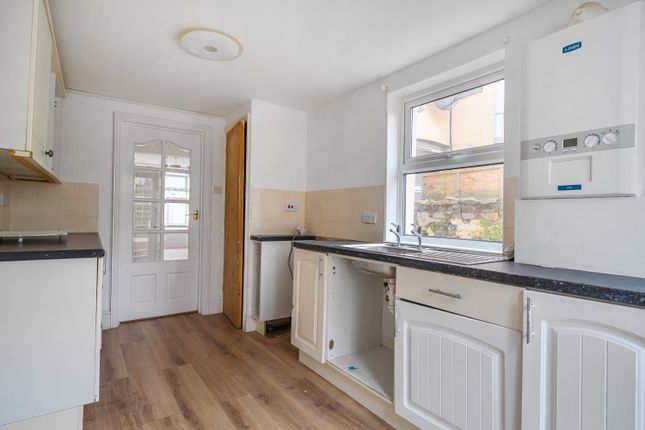 5, Clifton Terrace, Barnstaple photo 3