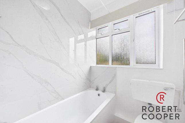 Flat 8,, Telcote Way, Eastcote, photo 4