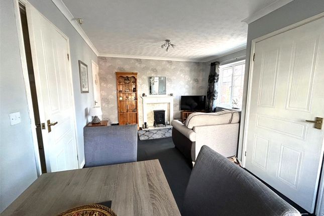 22, Tremaine Close, Devon photo 2