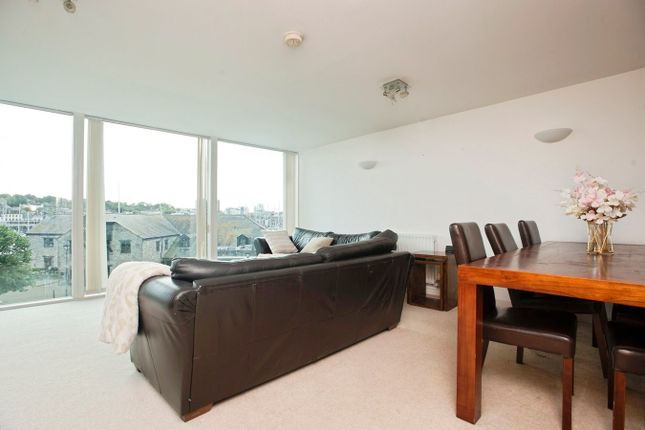 Flat 29, 17, Marrowbone Slip, Plymouth photo 4