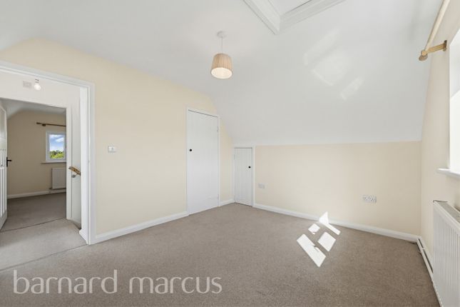 9, Smallholdings, Clockhouse Lane, ASHFORD photo 3