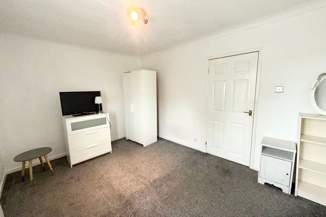 20, Wishaw photo 5