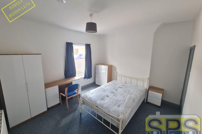 48, Carlton Road, Stoke-on-Trent photo 4