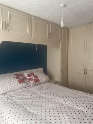 3-bed house on Room 1, 95, West Grove, Hull, £477/mo