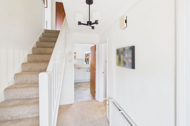 3, Hamilton Close, Thetford photo 2