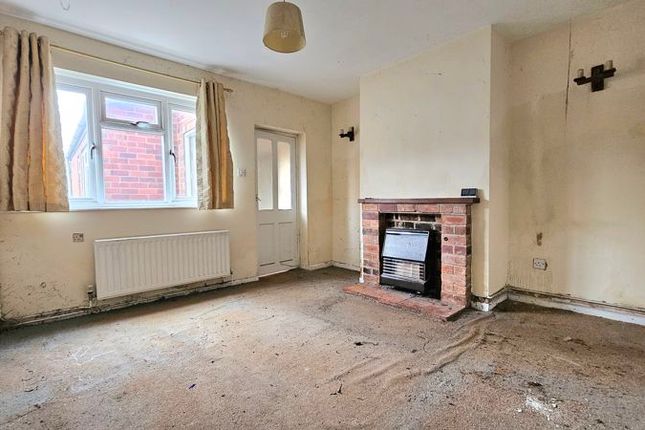Terraced house for sale in Stourbridge, Off Worcester Street, Hill Street