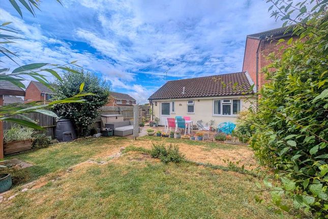 22, Jenner Mead, Chelmsford photo 2