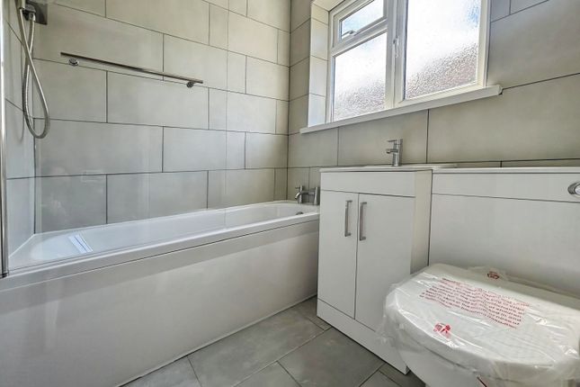 20, Studley Court, Sidcup photo 5