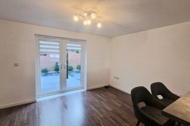 39, Doncaster photo 4
