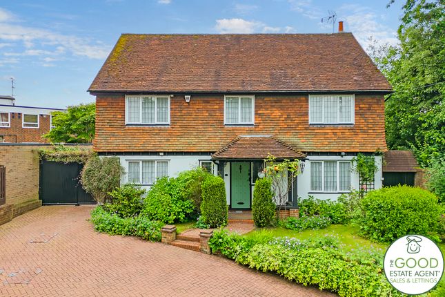 Thumbnail Detached house for sale in Church Lane, Loughton