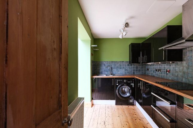 28, Merioneth Street, Bristol photo 3