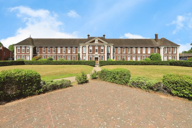 1-bed flat on 47, Lowbridge Walk, Bilston, £120,000