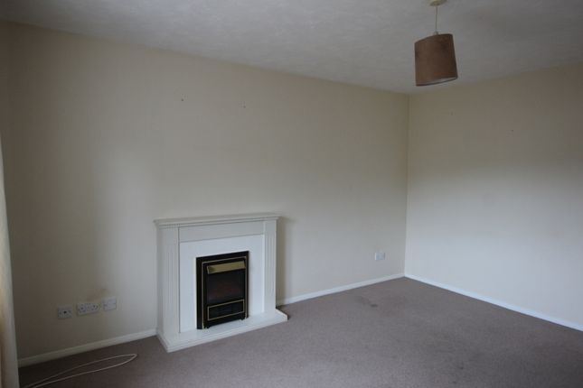 Flat to rent in Robertsons Drive, St Annes Park, Bristol