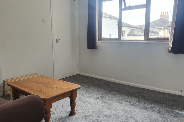 Flat 4, Southampton photo 3