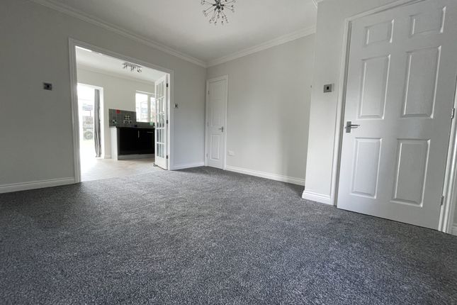 31, Hailwood Avenue, Douglas photo 3
