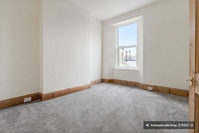 4a Newton Road, Torquay photo 2