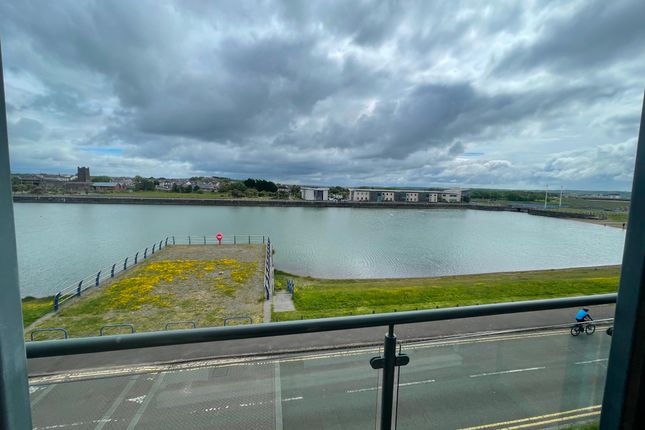 Flat 22, Cwrt Naomi, Llanelli photo 3