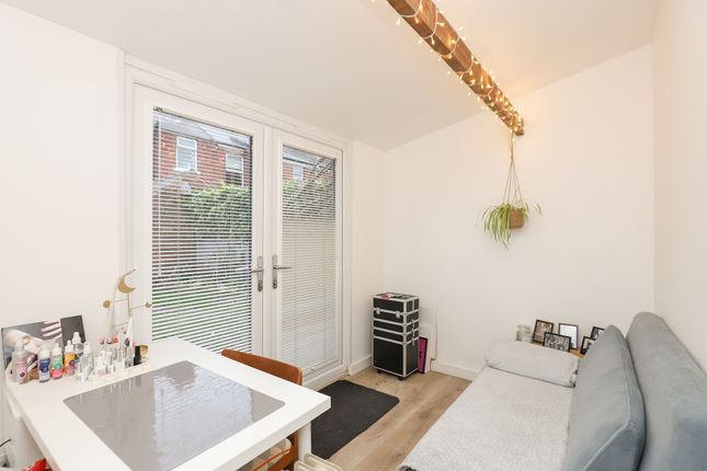 End terrace house for sale in Kent Street, Chesterfield