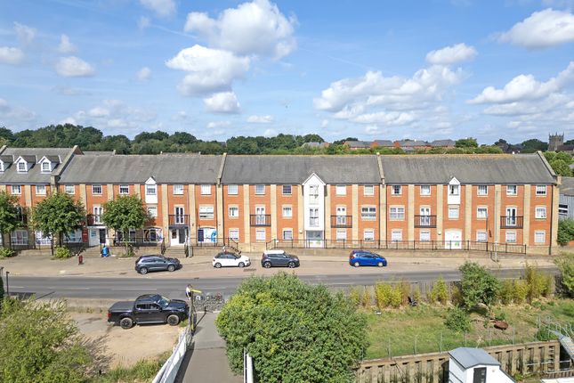 Two Bed Apartment, Co2