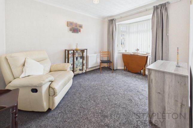 15, Honeybourne Drive, Whiston photo 4