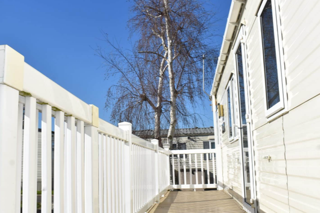 East End Road, Bradwell-on-Sea, Southminster photo 3