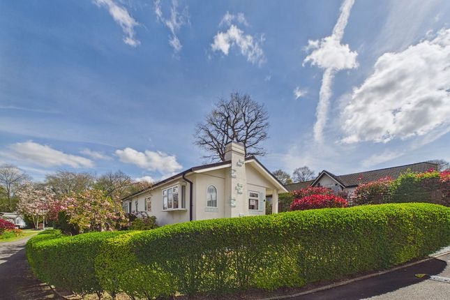 2-bed caravan on 45 Bramblehall Lane, Upper Farm, off Boxhill Road, Tadworth, £280,000