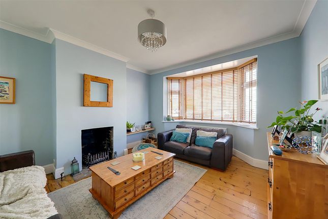 34 Westcourt Road, Worthing photo 3