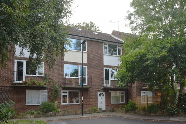 30, Coniston Close, Hartington Road, London photo 4