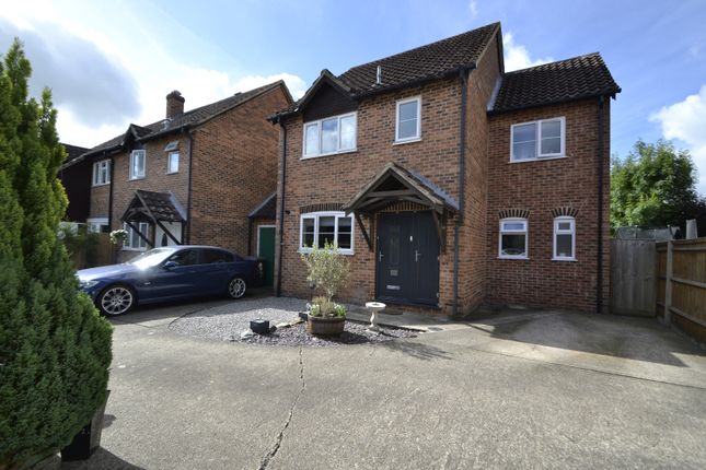 3 bed detached house for sale in Wheelers Green Way, Thatcham RG19