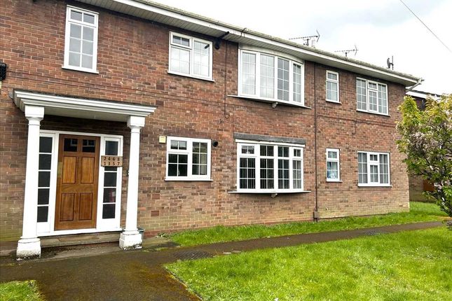 Flat for sale in Revesby Court, Scunthorpe