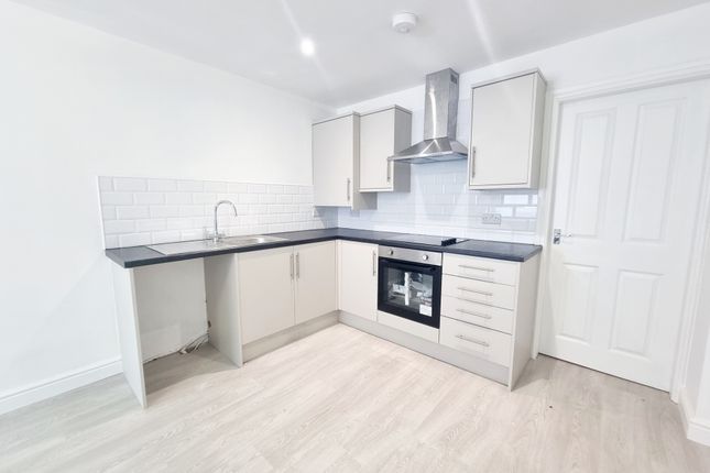 29, Junction Lane, St. Helens photo 2