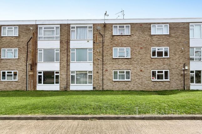 1-bed flat on 116, John Barker Place, Hertfordshire, £80,000