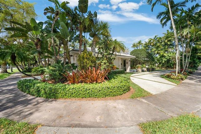 Property for sale in 751 Calatrava Ave, Coral Gables, Florida, 33143, United States Of America