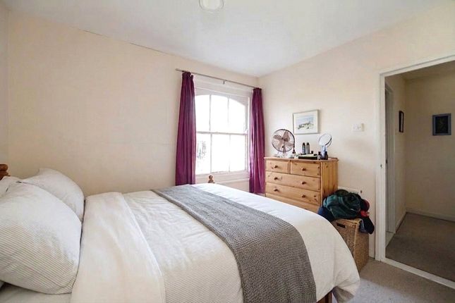 Palmerston Road, Hampshire photo 4