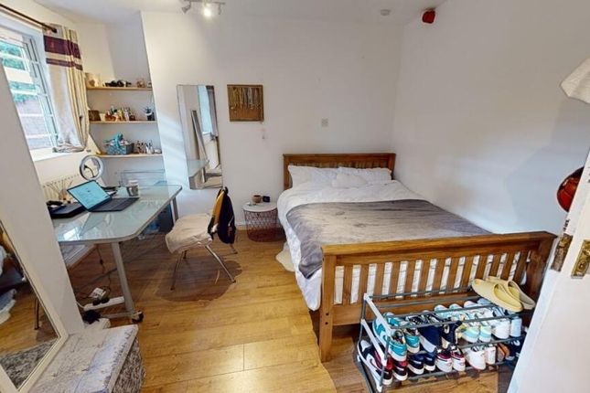 A Bright And Well-Kept Double Bedroom Featuring A ...