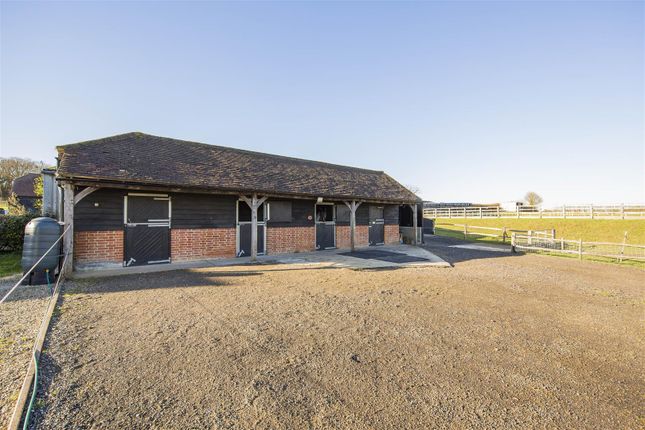 THE OLD STABLES, Cuckoo Lane, Tonbridge photo 3