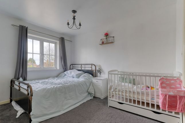 2, Hodges Mews, Buckinghamshire photo 4